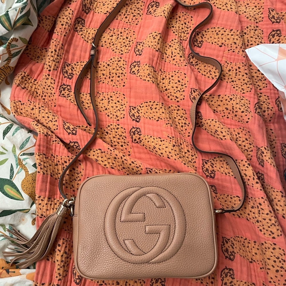 Gucci Beige Soho Disco Bag Slight